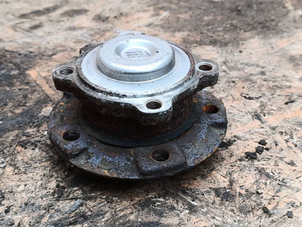 Eesmine rattalaager – BMW 4-seeria F32 F33 (2013-2020)