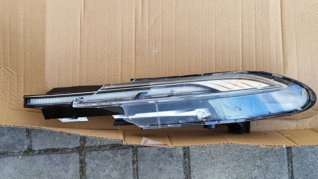 LED-päevatuli – Hyundai Bayon (2021-)