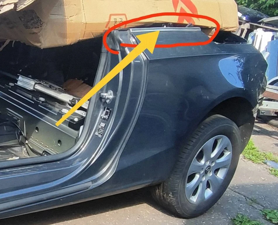 Rear side glass trim – Opel Cascada (2013-)