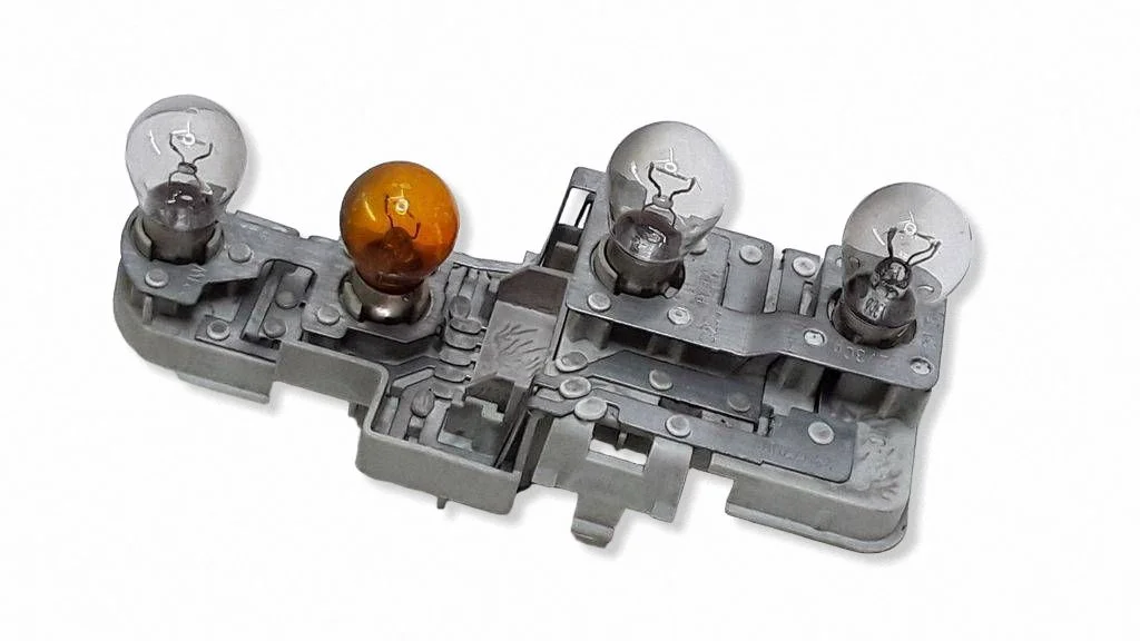 Pokrywa oprawki lampy tylnej – Audi A3 S3 8L (1996-2003)