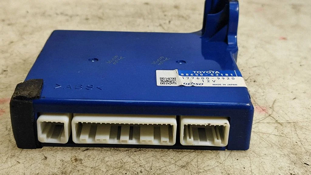 Air conditioner control unit module – Lexus IS 220D-250-350 (2006-2013)