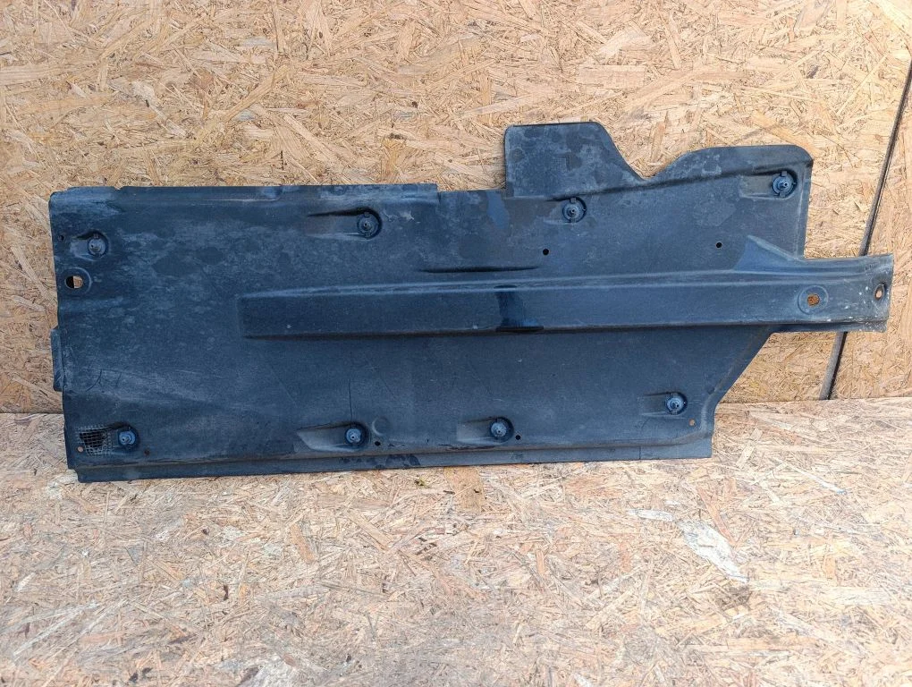 Side bottom protection 6Q7825211