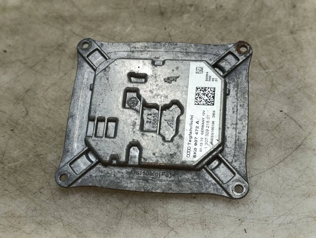 LED ballast control module 8K0907472A