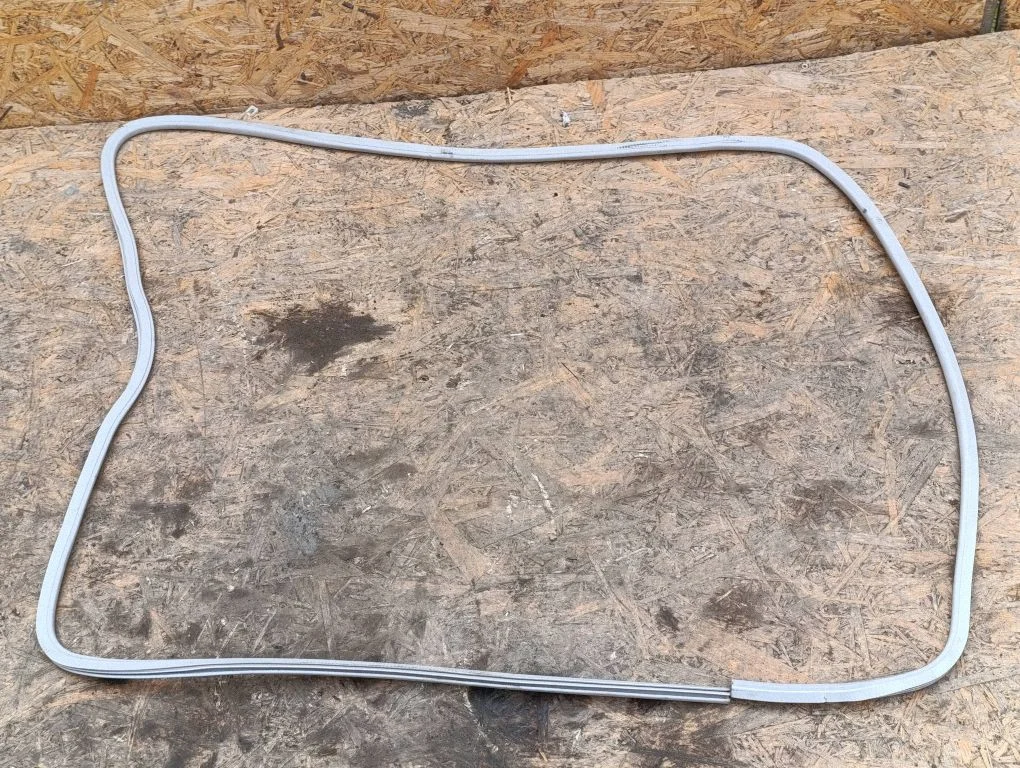Sunroof sealing rubber – Citroen C5 (2008-2016)