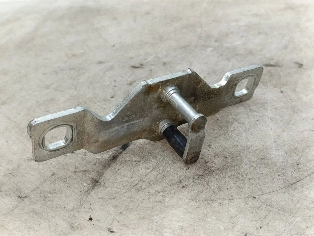 Trunk lock loop – Skoda Roomster (5J) (2006-2015)