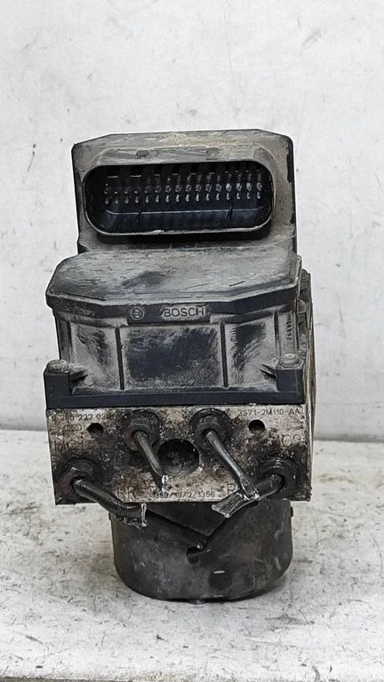 ABS block – Ford Mondeo Mk III (2000-2007)
