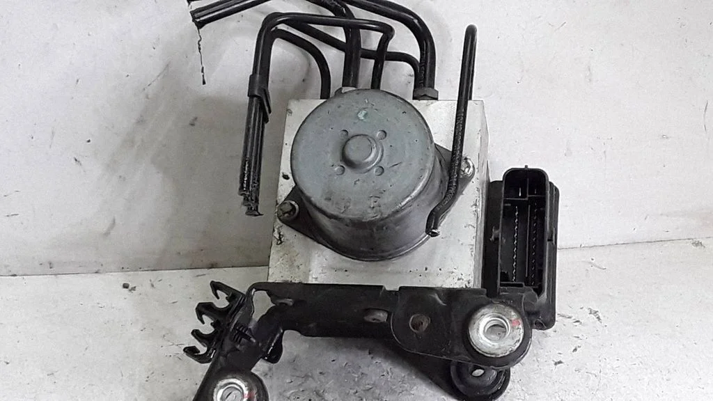 ABS block – Ford Mondeo MK IV (2007-2014)