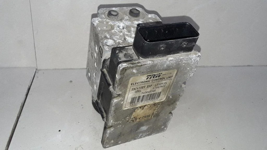 ABS block – Opel Vectra B (1996-2002)
