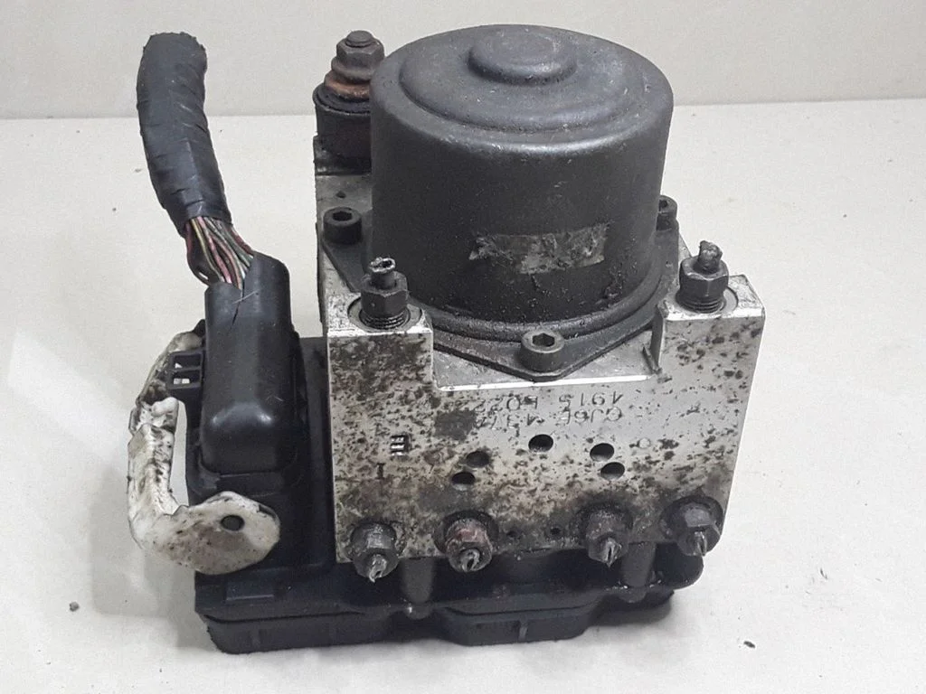 ABS-plokk GJ6E437A0