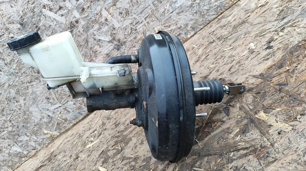 Piduri vaakumvõimendi GS1E43800