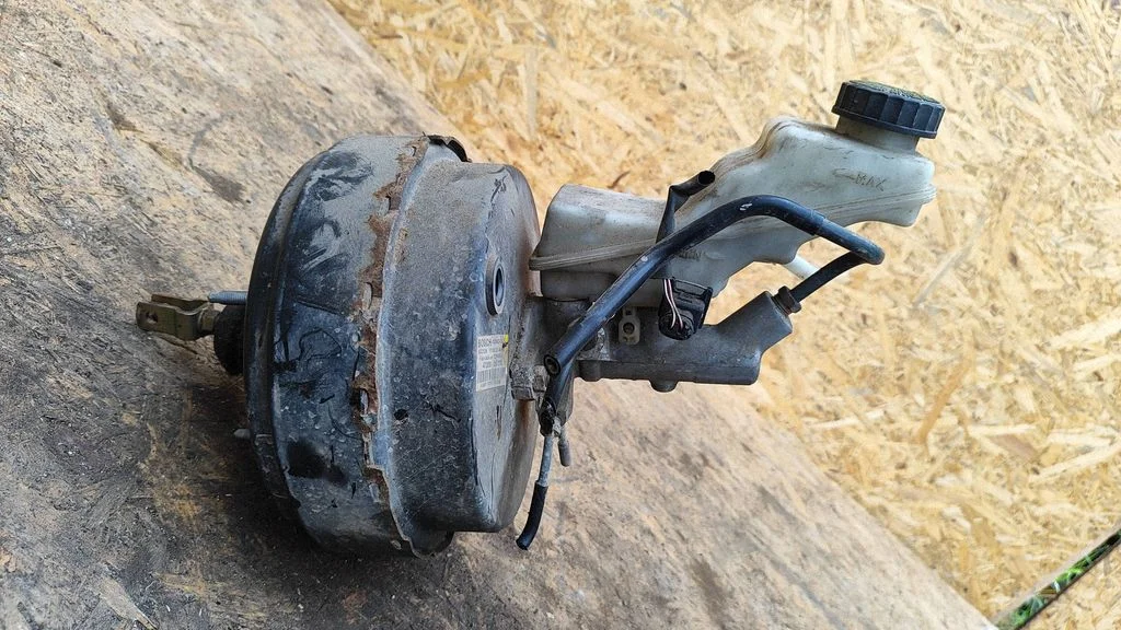 Brake booster 020402454