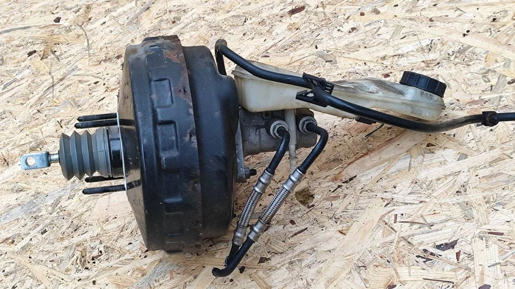 Piduri vaakumvõimendi 7G912B195AB