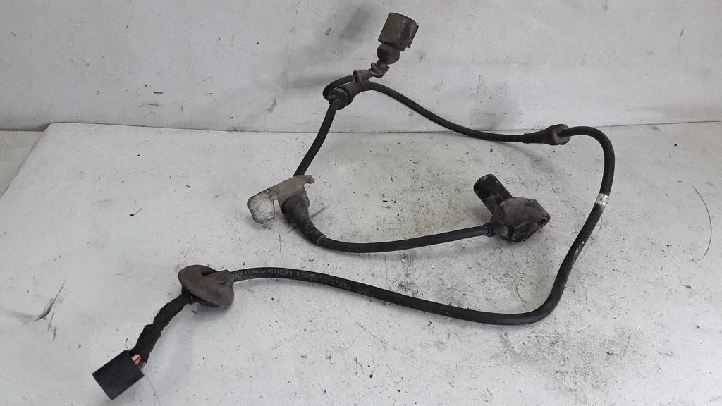 Esimene piduri ABS-andur – Audi A4 S4 B6 8E 8H (2001-2005)