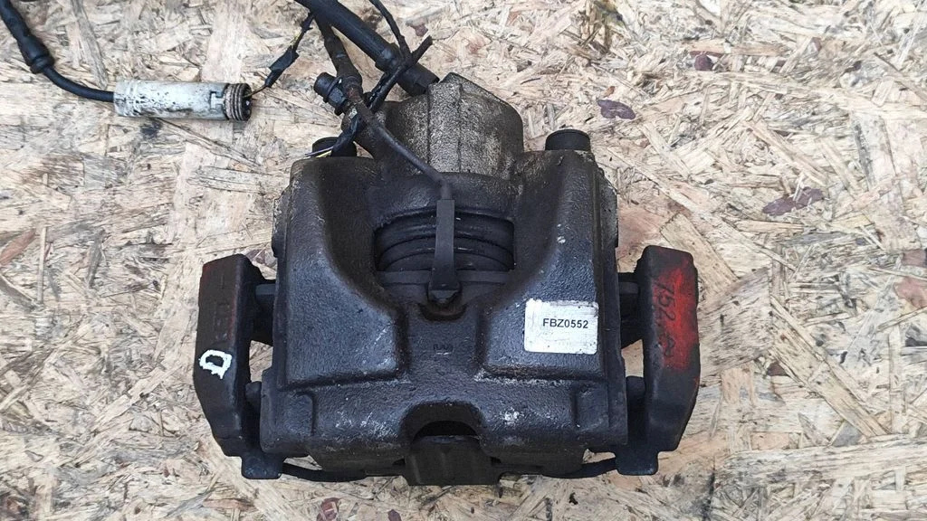 Front brake caliper – BMW 3 Series E90 E91 (2005-2012)