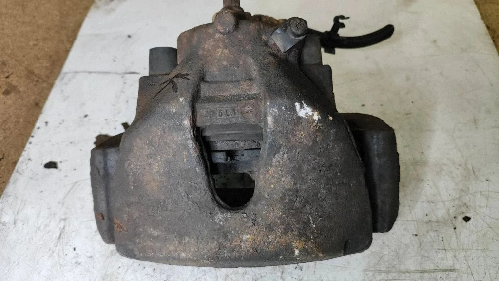 Front brake caliper – Opel Astra H (2004-2012)