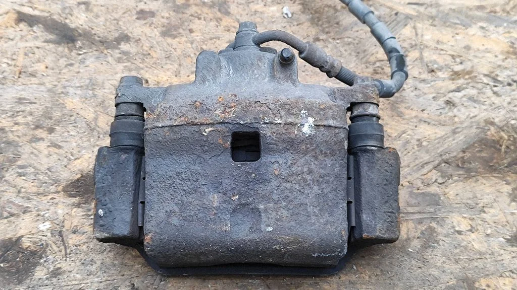 Front brake caliper – Mazda 6 (2008-2013)