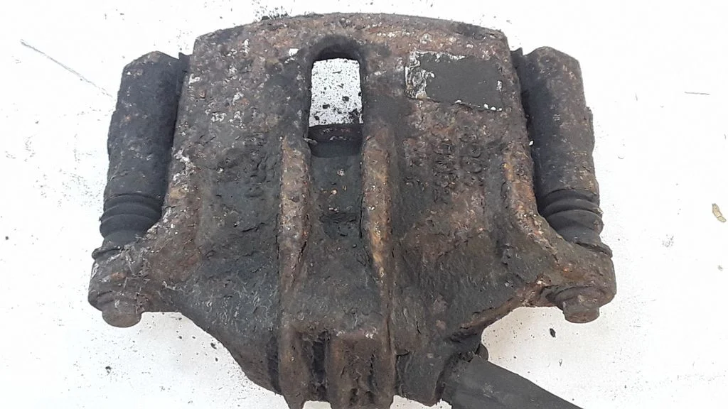 Front brake caliper – Citroen C4 I (2004-2010)
