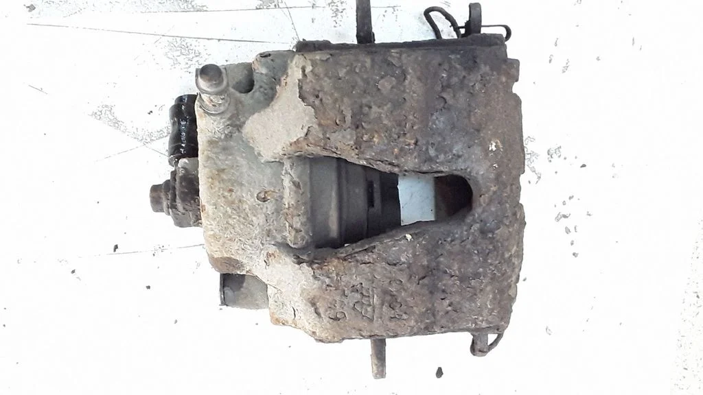 Front brake caliper – Opel Astra G (1998-2009)