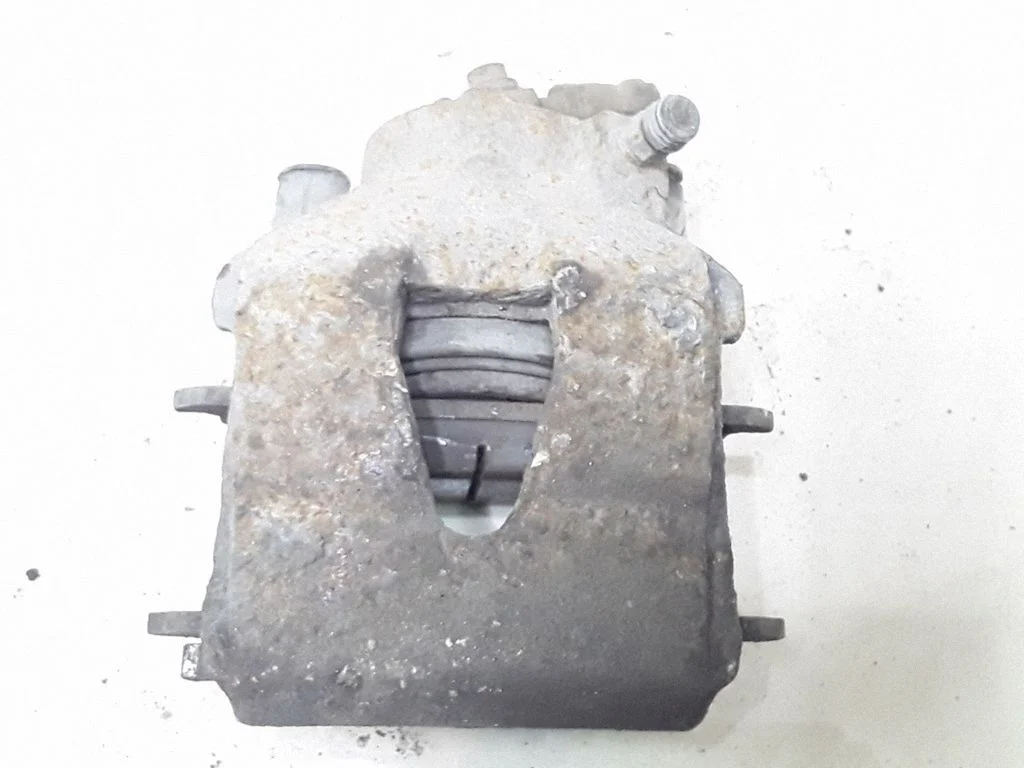 Front brake caliper – Audi A3 S3 8L (1996-2003)