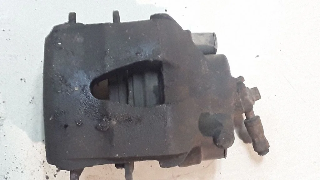 Front brake caliper – Volkswagen Golf IV (1998-2005)