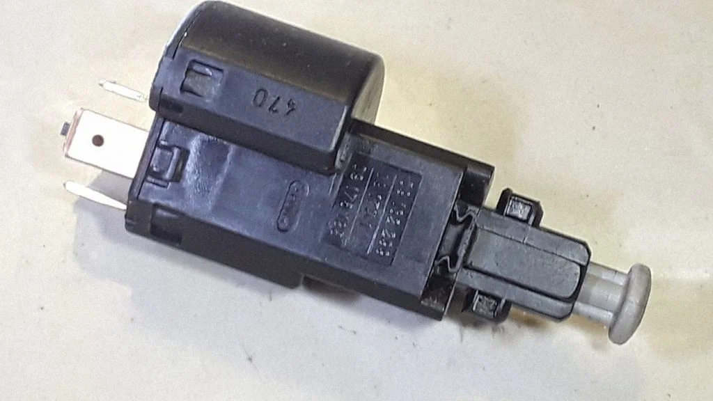 Brake pedal sensor switch – Opel Zafira A (1999-2005)