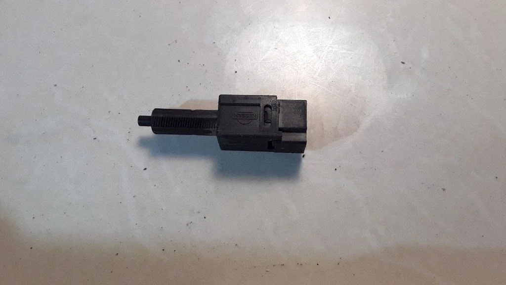 Brake pedal sensor switch – Nissan Micra (2003-2007)