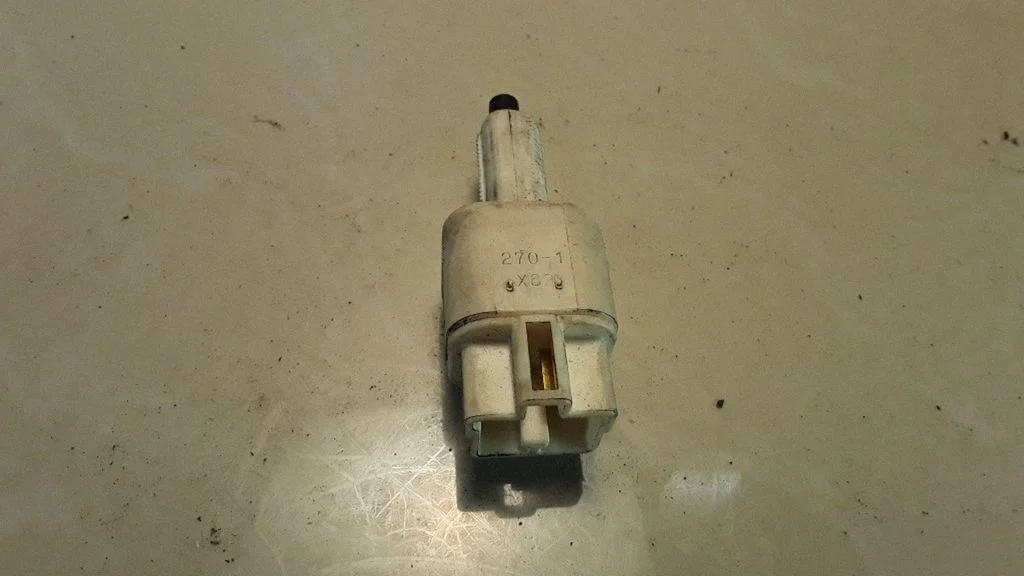Brake pedal sensor switch – Toyota Avensis T250 (2006-2009)