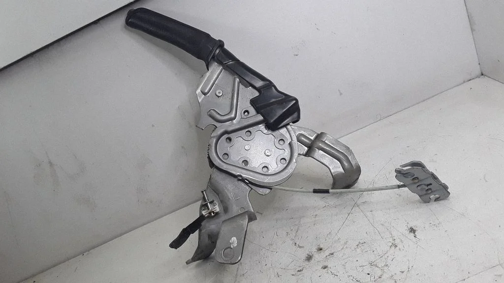 Handbrake/parking brake lever assembly – Subaru Legacy (2004-2006)