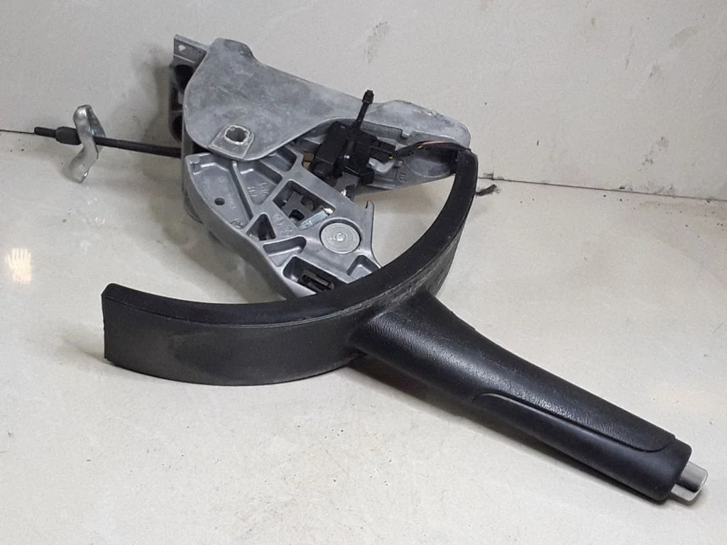 Handbrake/parking brake lever assembly – Seat Altea XL (2004-2015)