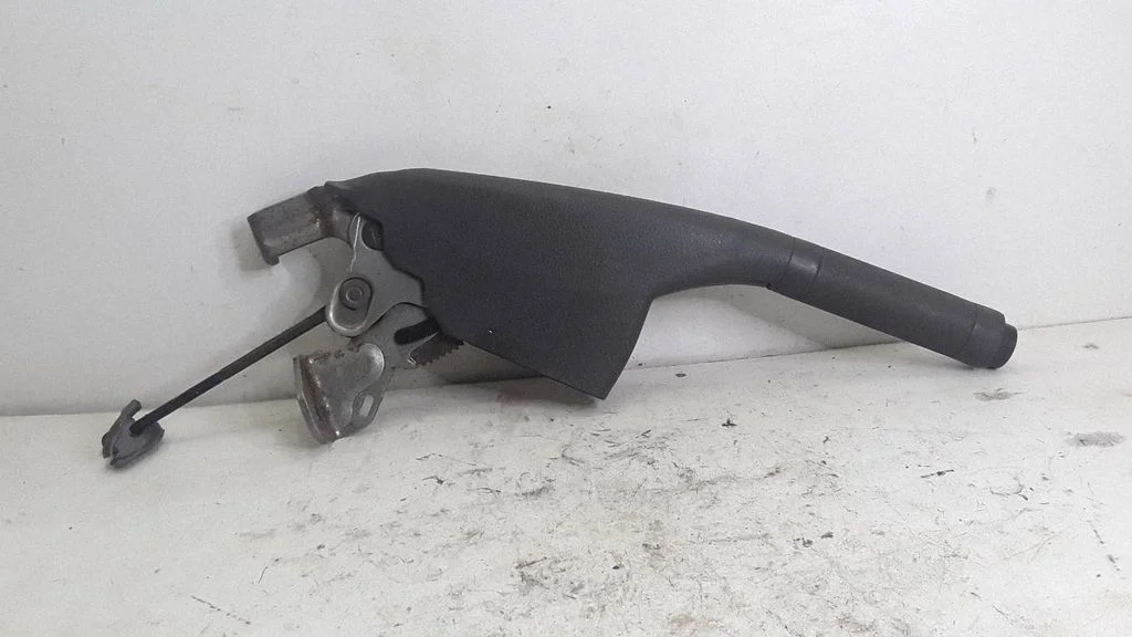 Handbrake/parking brake lever assembly – Volkswagen Polo (2002-2005)