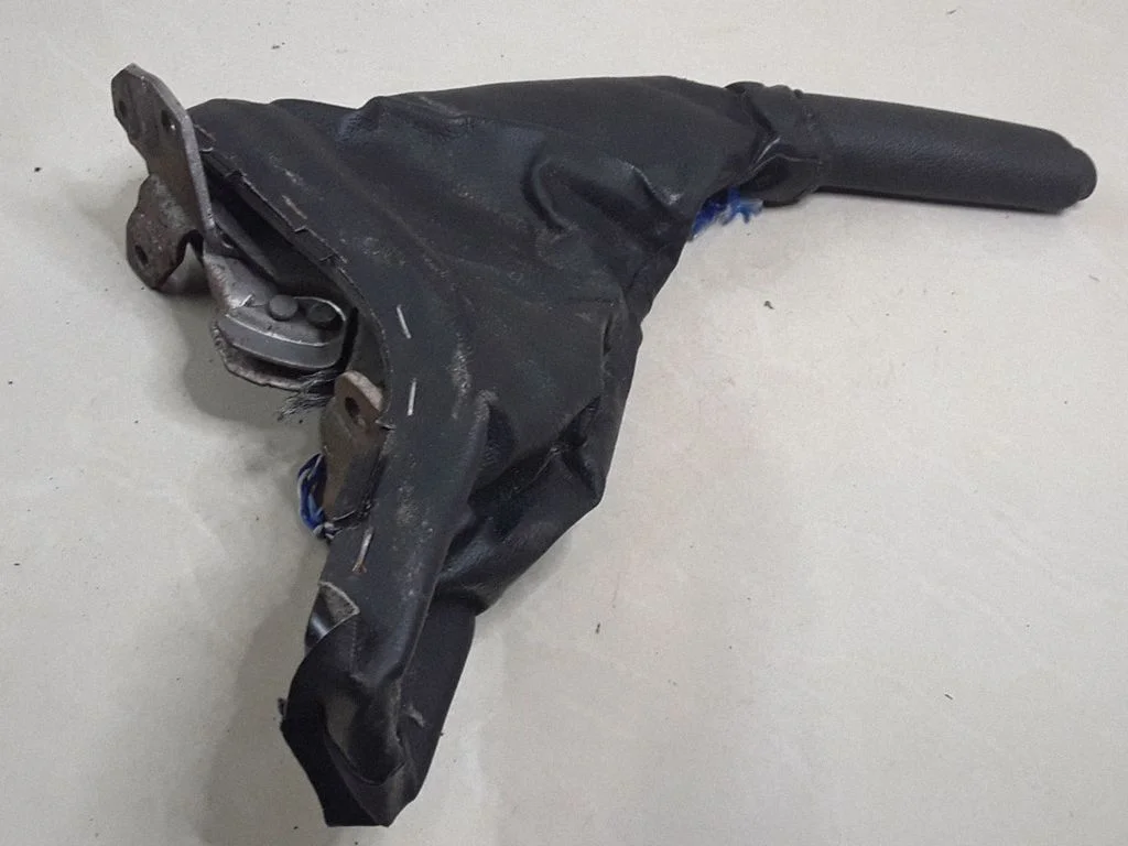 Handbrake/parking brake lever assembly – Opel Astra G (1998-2009)