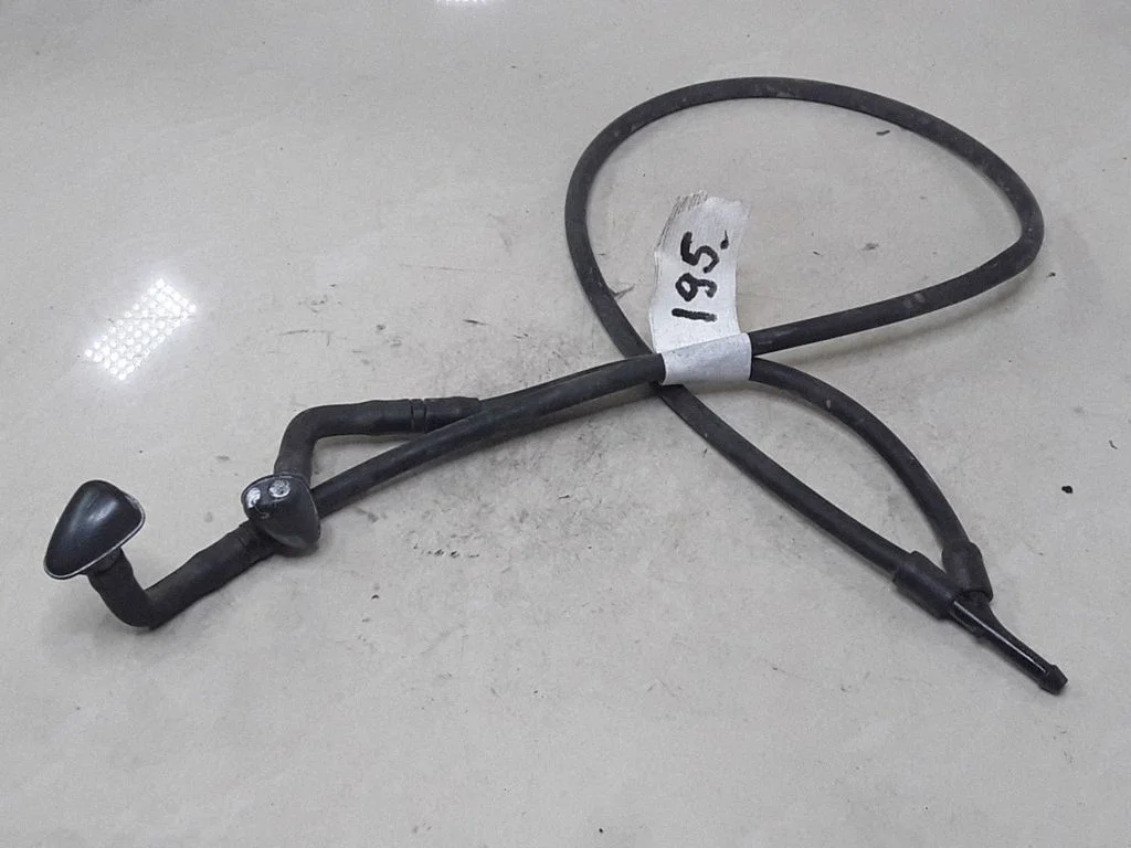 Windshield washer spray nozzle