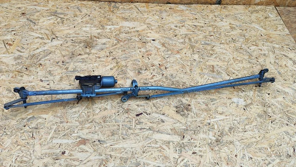 Front wiper linkage and motor 9684806680