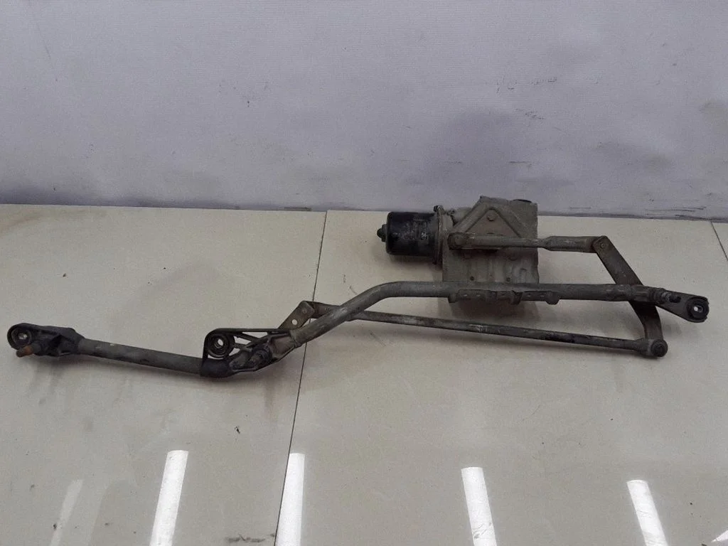 Front wiper linkage and motor 53565202