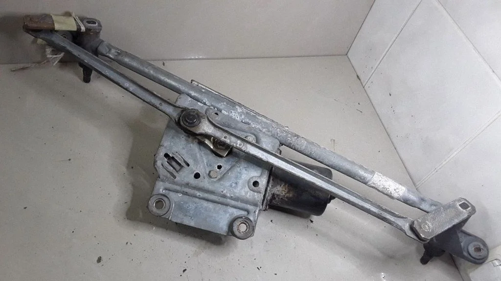 Front wiper linkage and motor 53553202