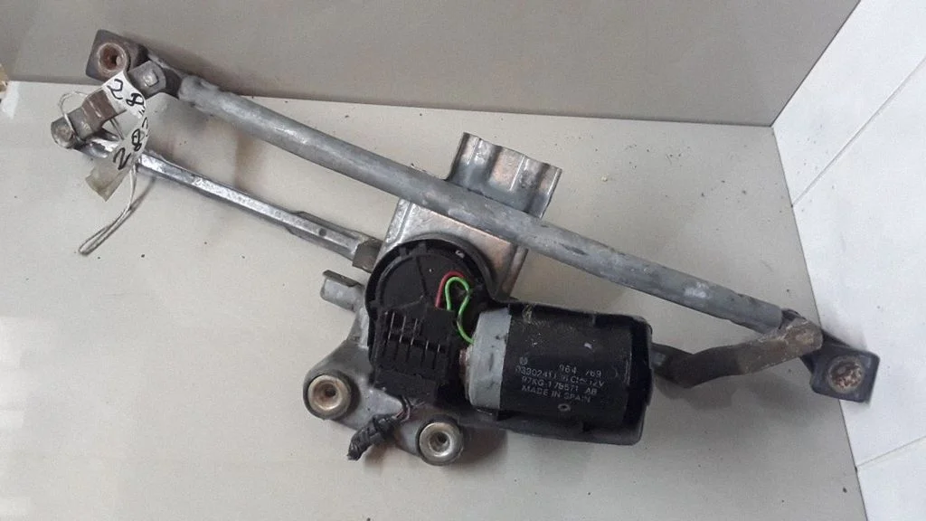 Front wiper linkage and motor – Ford Ka (1996-2008)