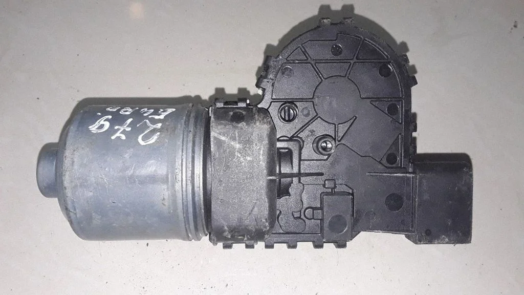 Wiper motor 0390241531