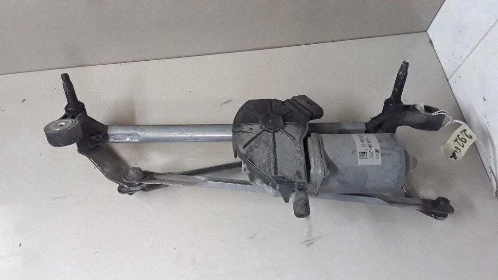 Front wiper linkage and motor – Opel Corsa D (2006-2014)
