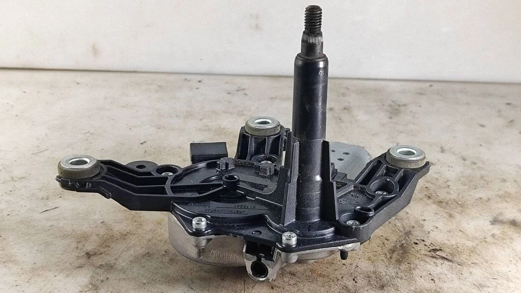 Rear window wiper motor – Nissan Qashqai J12 (2021-)