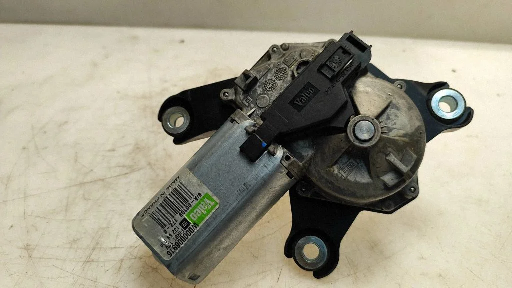 Rear window wiper motor – Opel Insignia A (2008-2017)