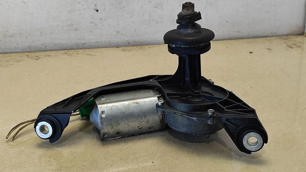 Rear window wiper motor 7700437775
