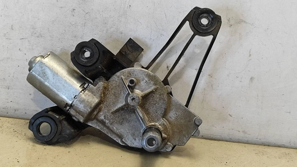 Rear window wiper motor – Citroen C4 I (2004-2010)