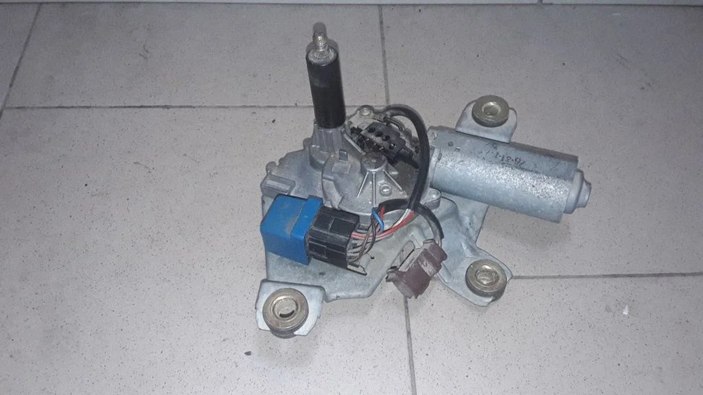 Rear window wiper motor 0390201539