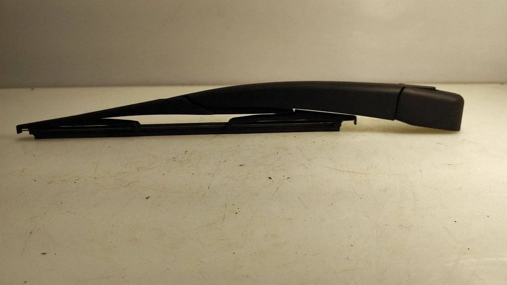 Rear wiper blade arm – Ford Mondeo MK IV (2007-2014)