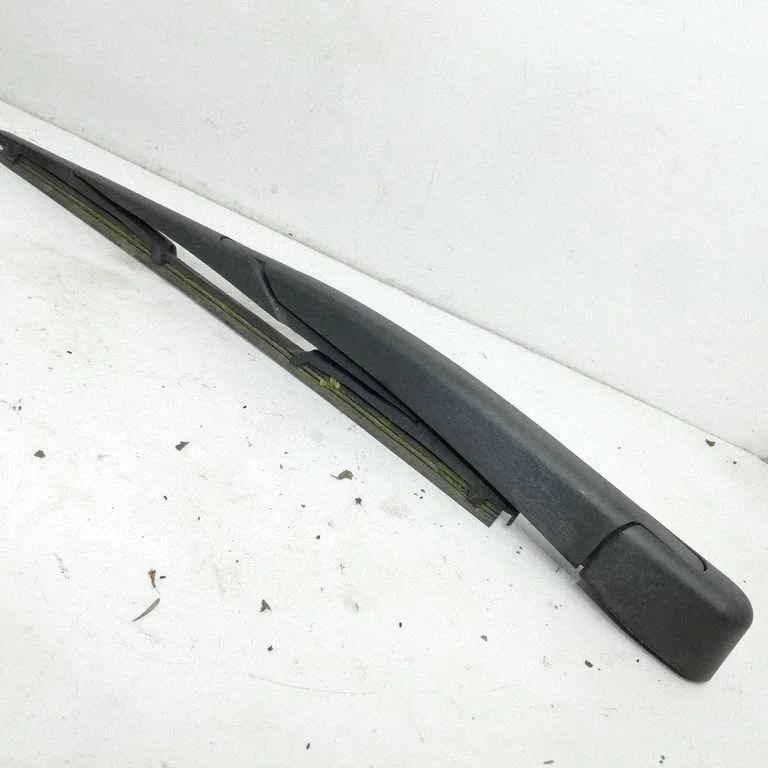 Rear wiper blade arm – Ford Mondeo MK IV (2007-2014)