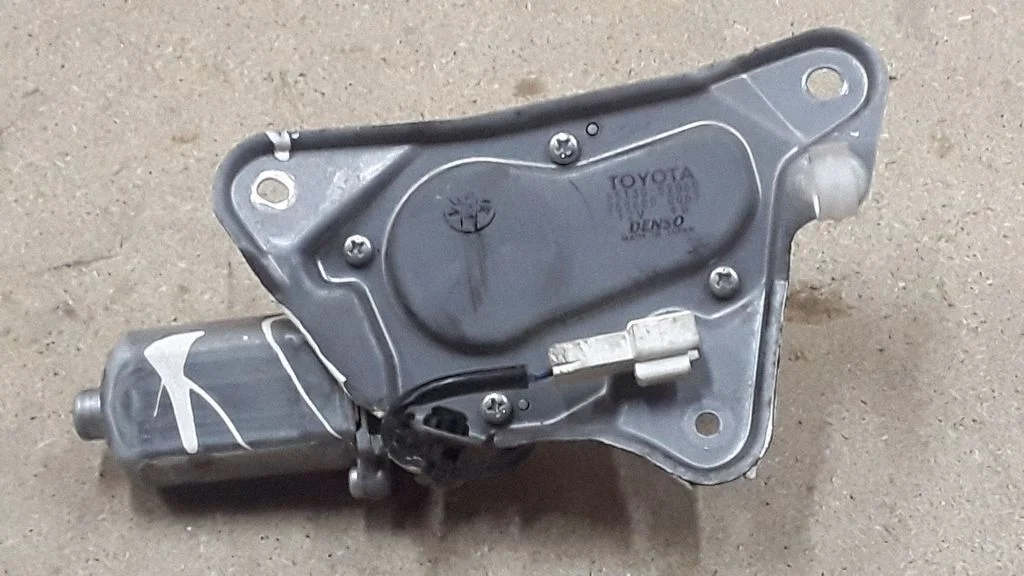 Rear window wiper motor – Scion xA (2004-2006)