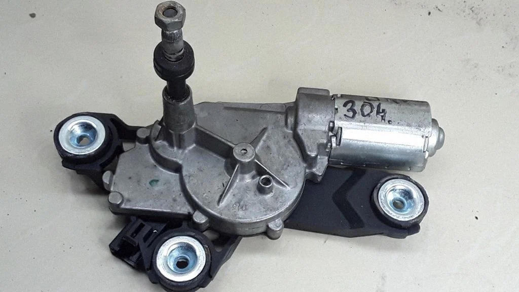 Rear window wiper motor – Ford Focus C-MAX (2003-2010)