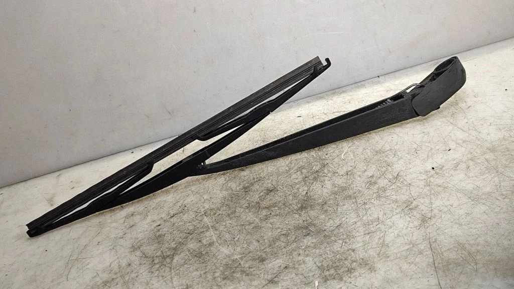 Rear wiper blade arm – Mazda 6 (2008-2013)