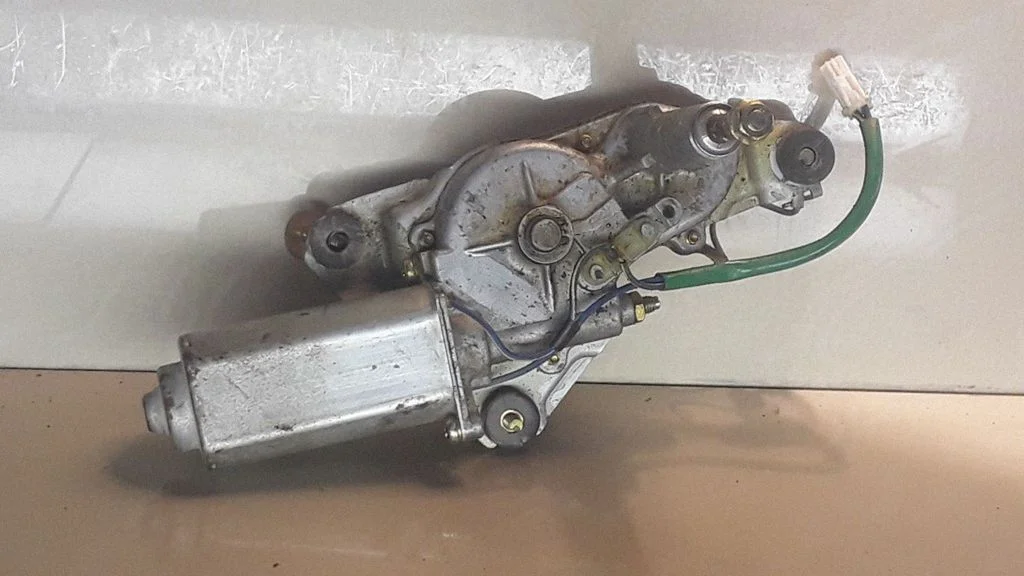 Rear window wiper motor