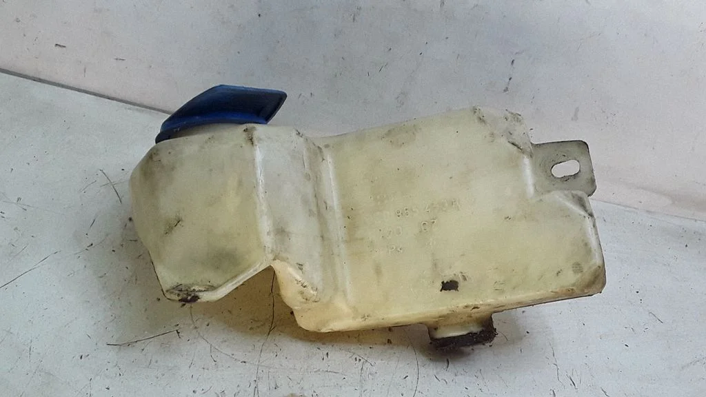 Windshield washer fluid reservoir/tank – Audi A4 S4 B6 8E 8H (2001-2005)